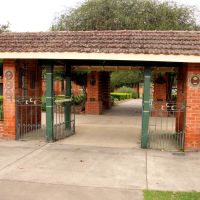 Grafton War Memorial Park Entrance Gates