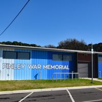 Finley War Memorial Swimming Pool 