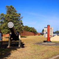 Fort Queenscliff Perimeter Wall and Pre-Colonial Defensive Gun Barrels