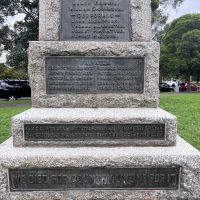 'We died for country. Live ye for it.'