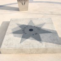 Leeton Anzac Commemorative "Lest We Forget" Stone
