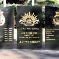 Murray Bridge All Conflicts War Memorial Commemorative Columns 