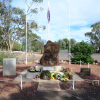 Lightning Ridge War Memorial